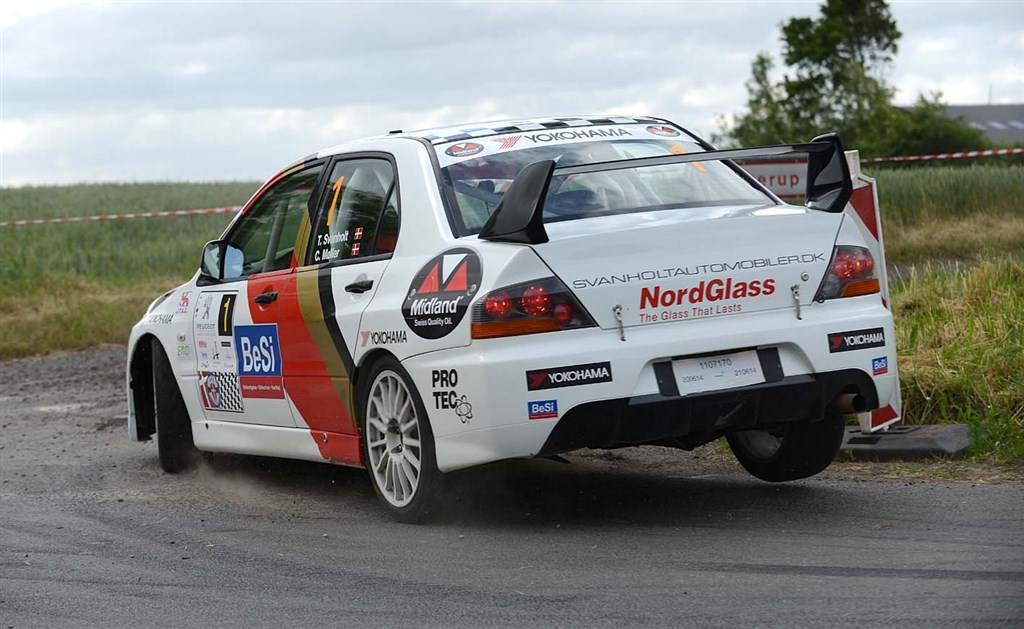 Tim Svanholt og Carina Møller
(Foto: Svanholt Motorsport)